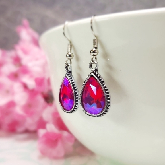 Handmade Earrings | Red glass crystal - Picture 3 of 5